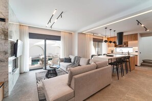 Smart TV, ping pong - Villa Palmeras Evelia by Villa Plus (Ialysos)