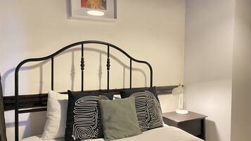 6 habitaciones, tabla de planchar con plancha y wifi gratis