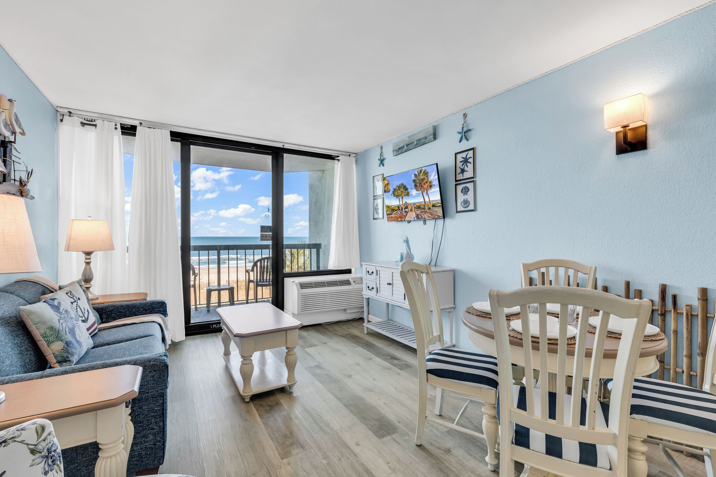 Exclusive-Apartment, 1 Schlafzimmer, Balkon, Meerseite | Wohnzimmer