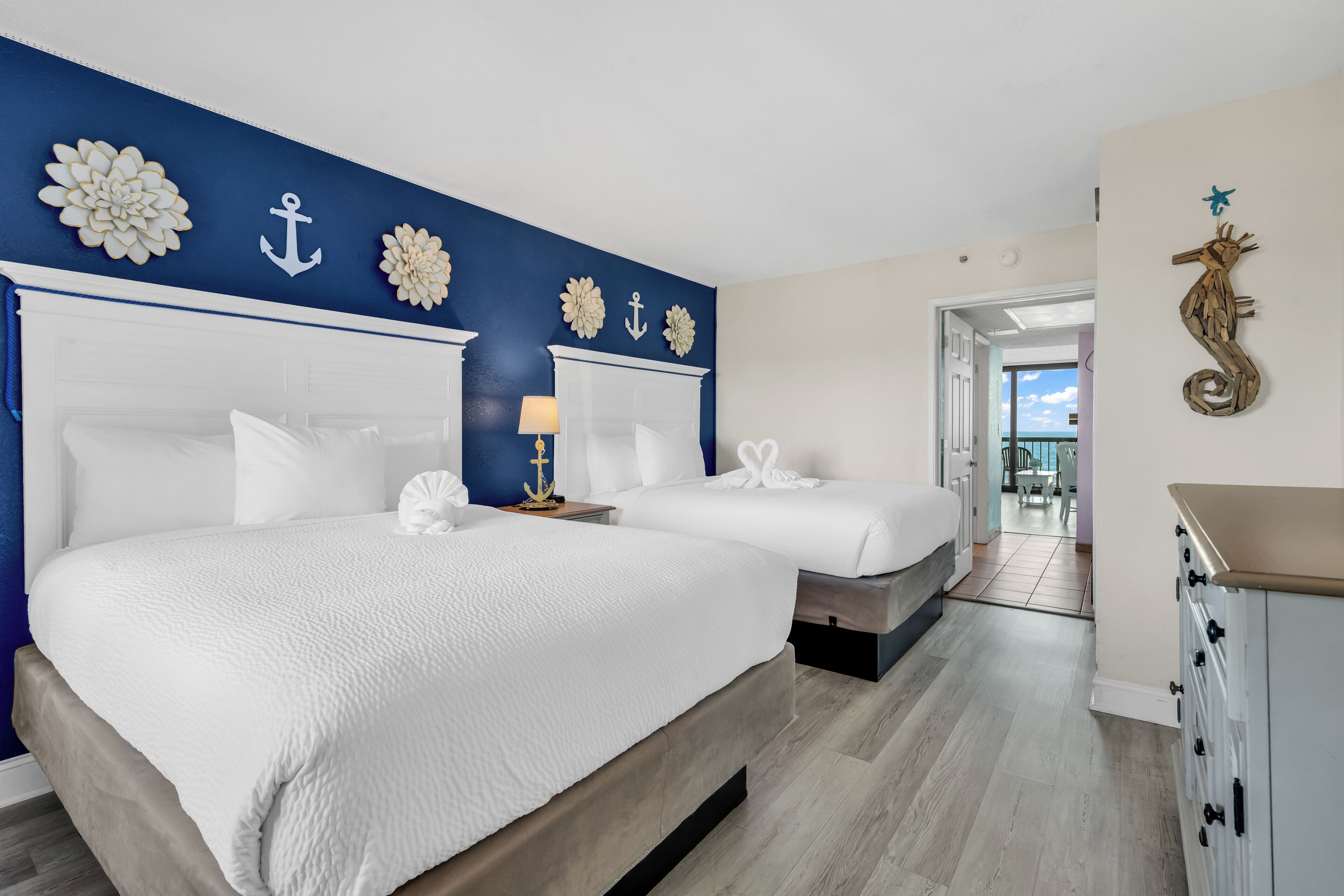 Comfort Condo, 1 Bedroom, Balcony, Ocean View | Iron/ironing board, free WiFi, individually decorated