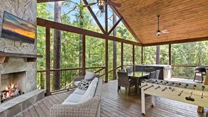 Unclassified image, 4 of 63, button - Pickleball Cabin + Fun Group Getaway (Broken Bow)