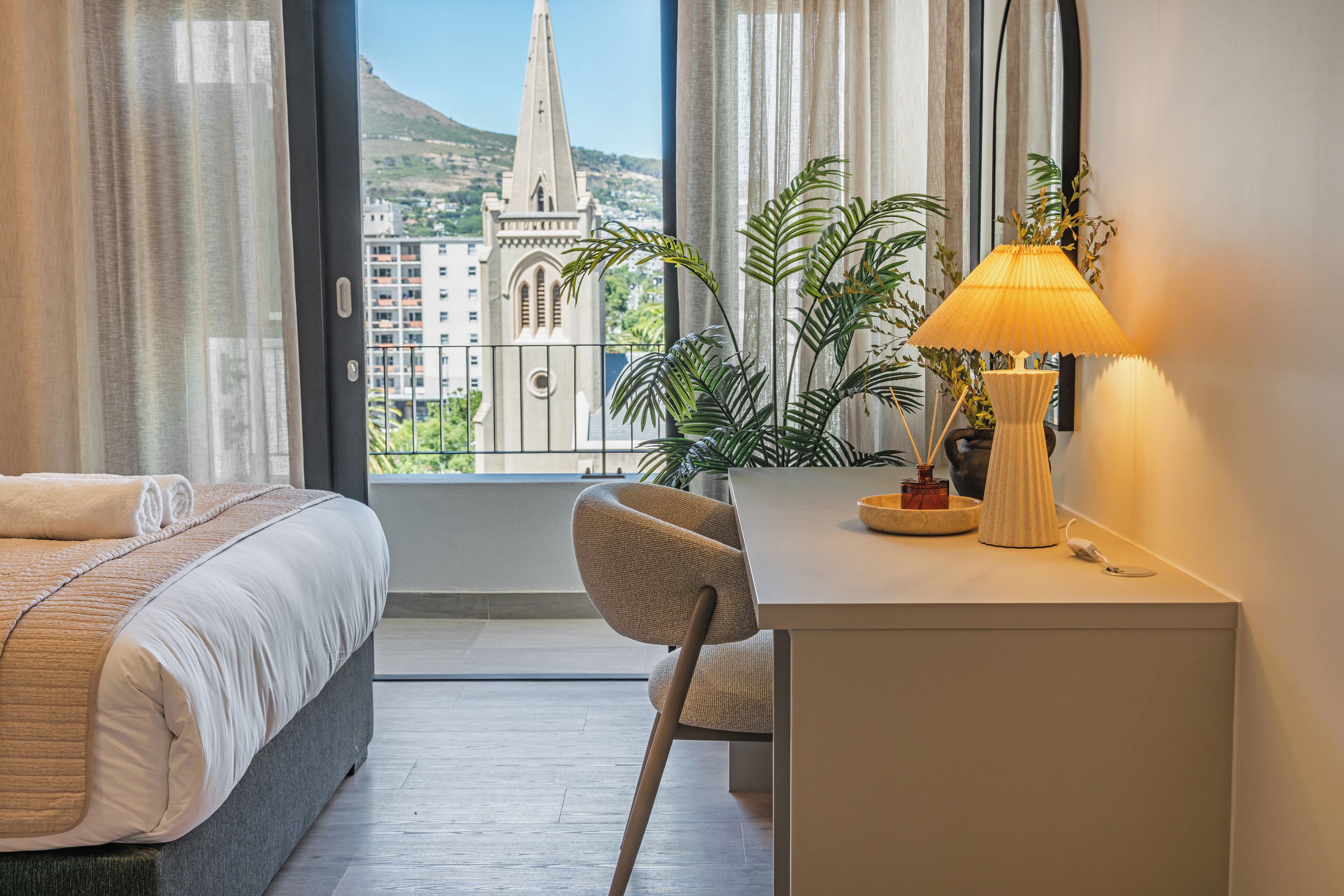 熨斗/熨衫板、上網、床單