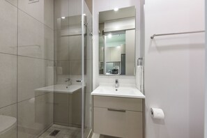 Shower, hair dryer, towels, soap - Live Rosebank. Feel the Vibe. (Johannesburg)