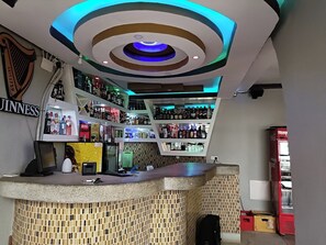 Bar (on property) - Stepwing Resort (Nyeri)