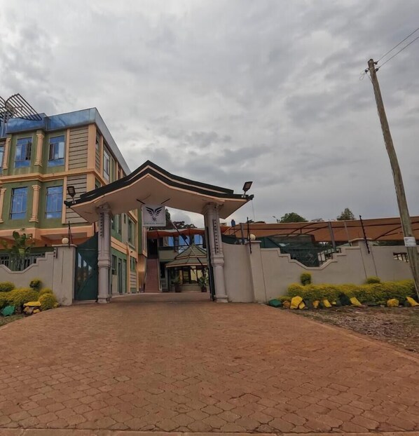 Exterior - Stepwing Resort (Nyeri)