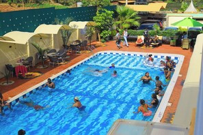 Outdoor pool - Stepwing Resort (Nyeri)