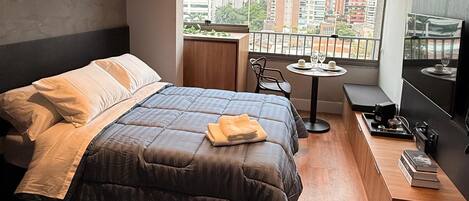 Strykejern/-brett, wi-fi og sengetøy