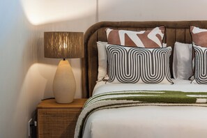 1 bedroom, in-room safe, iron/ironing board, Internet - Dolce Vita | Easy Coastal City Living (Cape Town)