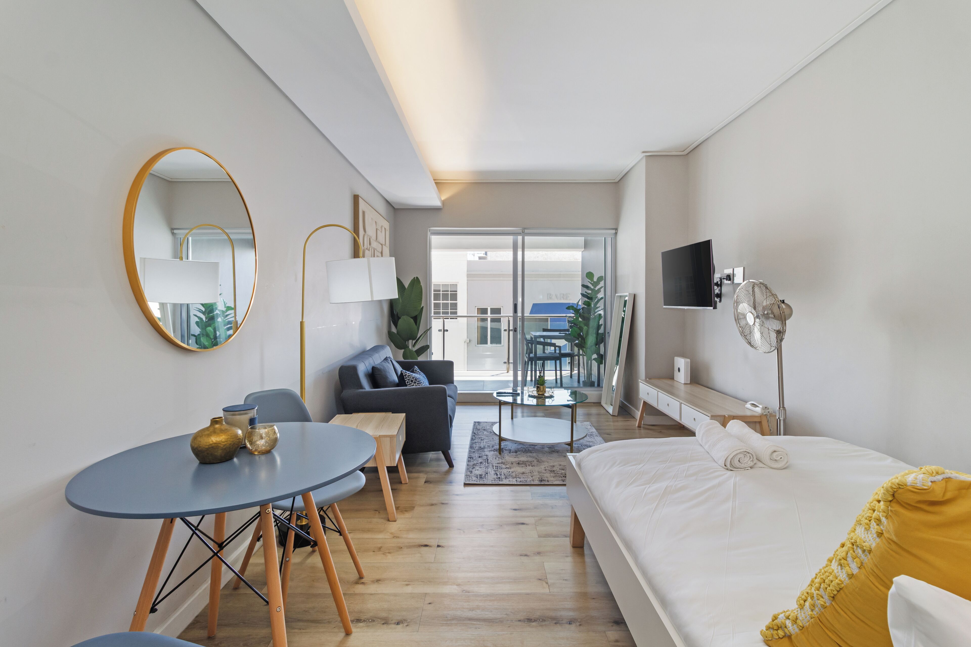 1 makuuhuone, silitysrauta/-lauta, internet, vuodevaatteet