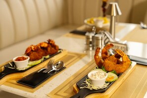 Food and drink - Nexus Xpress Hotel (Abuja)