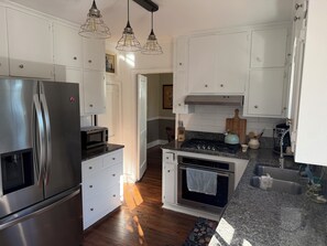 Private kitchen - Spacious 4-bedroom house in Augusta for Masters Week (Augusta)