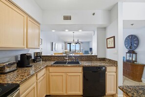 Condo, 1 Queen Bed with Sofa bed (Broadmoor 102) | Private kitchen - Broadmoor 102 (Orange Beach)