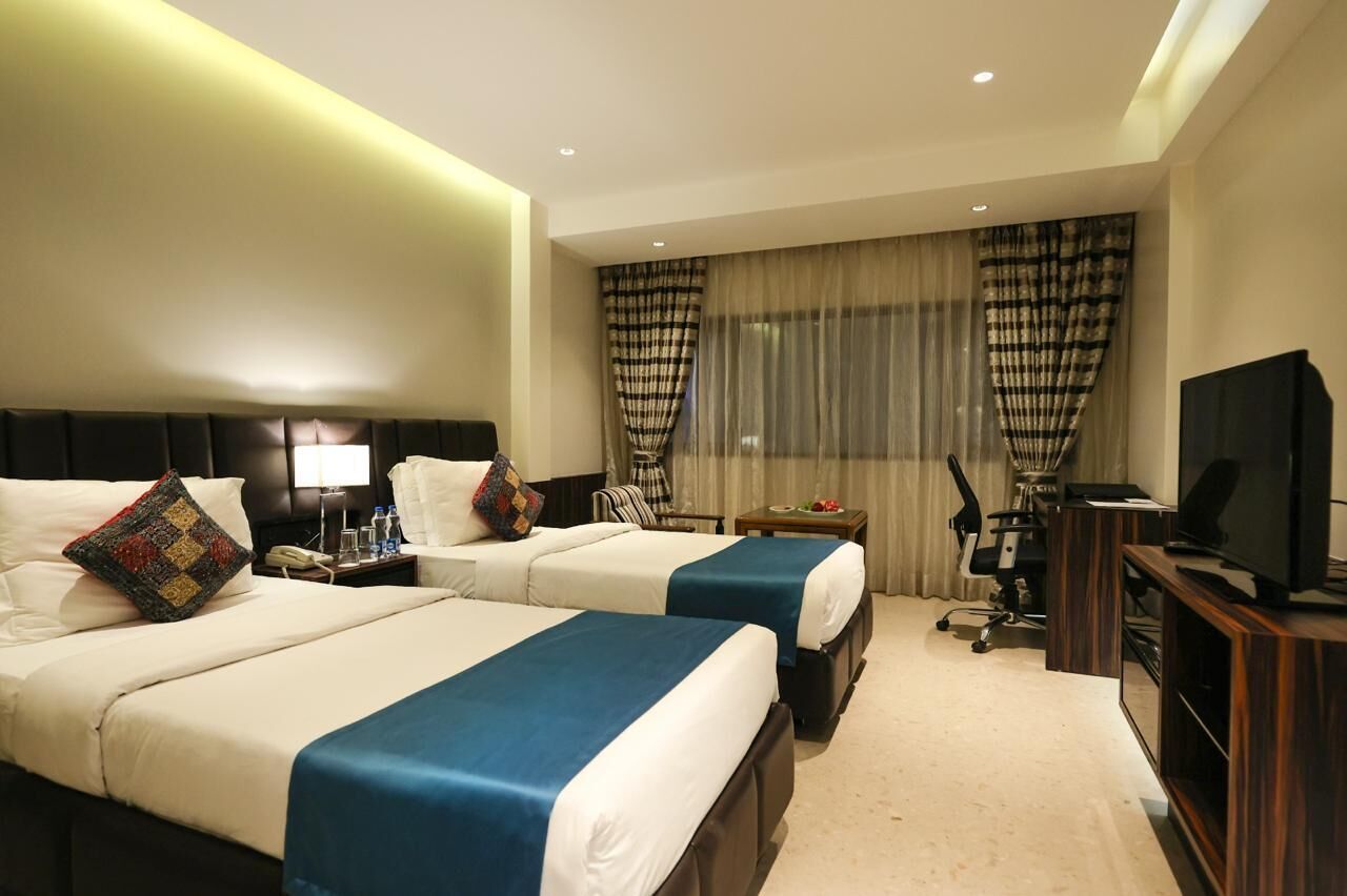 Deluxe Double or Twin Room, City View