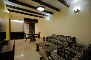 Luxury Suite | Living area - Hotel Prince  (Bhuj)