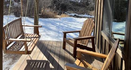 Welcome to Copperhead Cabin