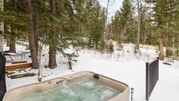 Idromassaggio all'aperto