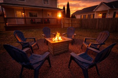 NEW! 9 Mins To Hershey Park w/ Firepit & Grill