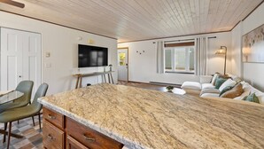 Interior - 2 bedroom, 1 bath, townhome, west rapid location (Rapid City)