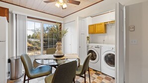 Interior - 2 bedroom, 1 bath, townhome, west rapid location (Rapid City)