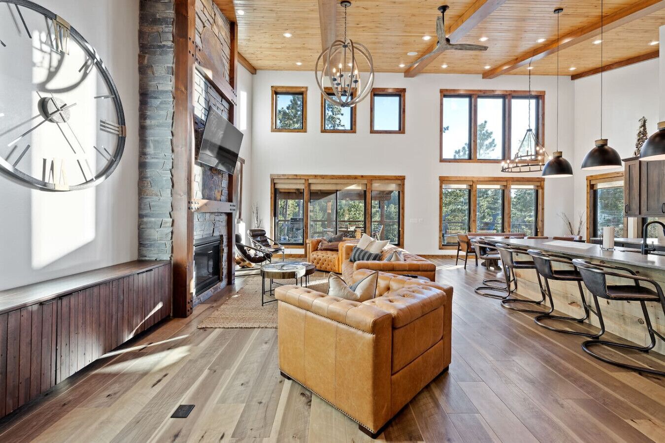 TV, fireplace, ping pong, stereo