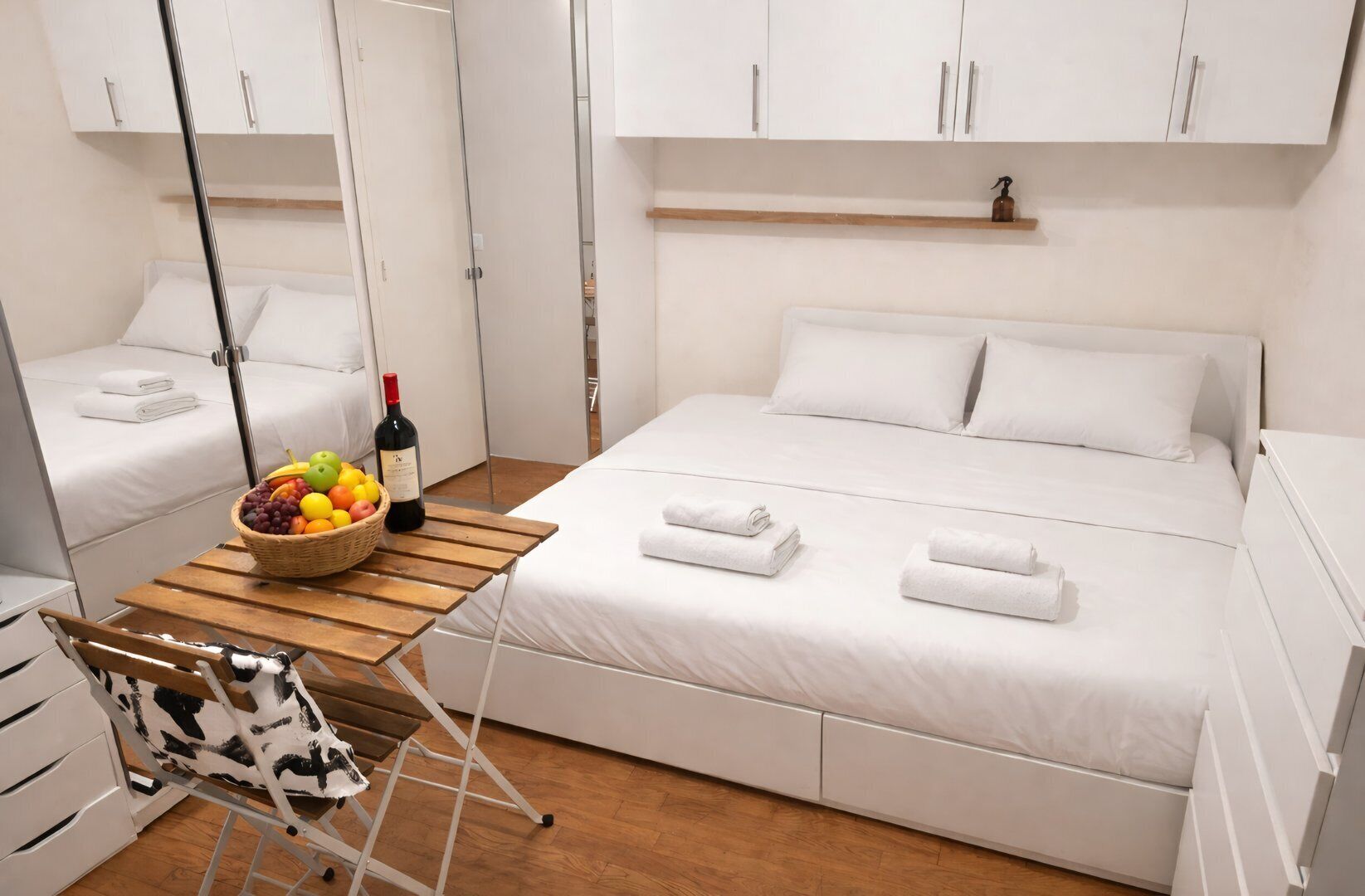 Bügeleisen/Bügelbrett, kostenloses WLAN, Bettwäsche