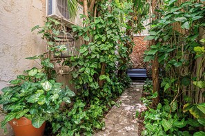 숙박 시설 구내