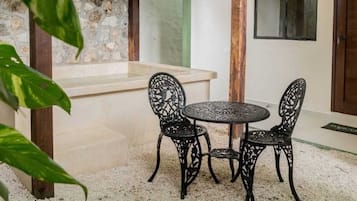 Chambre Junior | Terrasse/Patio