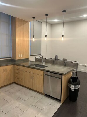 Interior - The Gregory Suite 201 (New Orleans)