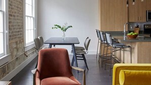 Interior - The Gregory Suite 202 (New Orleans)