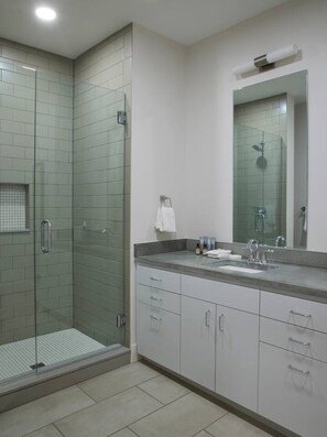 Hårtørrer, håndklæder, Sæbe, Shampoo