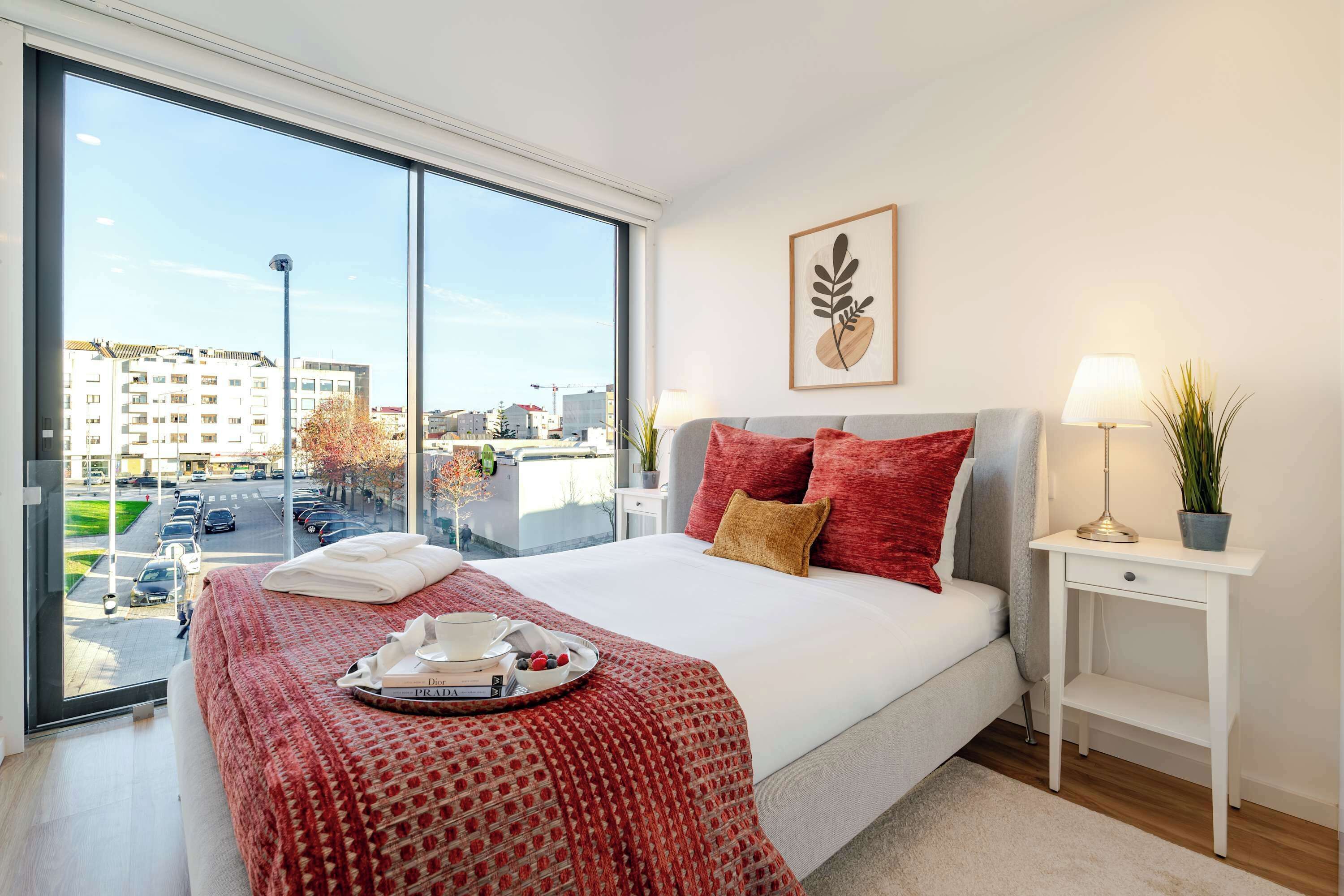 36 bedrooms, iron/ironing board, travel cot, WiFi