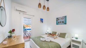 1 bedroom, iron/ironing board, WiFi, bed sheets - Sunlit Balcony & Open Space Flat by HostWise (Albufeira)