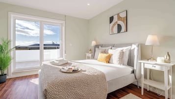 3 bedrooms, iron/ironing board, travel crib, WiFi