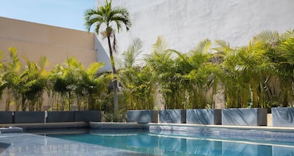 Miranthia Hotel Business and Family