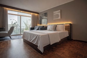 Deluxe Double Room | Premium bedding, down comforters, memory foam beds, desk - Hotel Miranthia Cuernavaca Adults - Only (Cuernavaca)