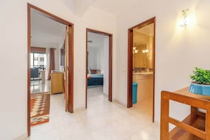 1 Schlafzimmer, Schreibtisch, Bügeleisen/Bügelbrett, WLAN