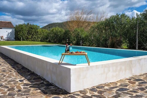 Burro Ville by HostWise - Spacious House w/ Pool