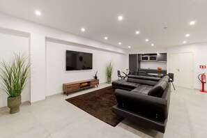 Televisio, työhuone