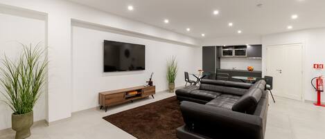 Televisión y oficina