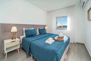 2 slaapkamers, een strijkplank/strijkijzer, wifi, beddengoed