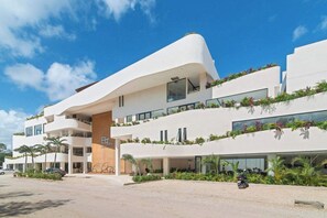 Exterior - Modern Tulum Studio - Pool + Rooftop + Gym (Tulum)