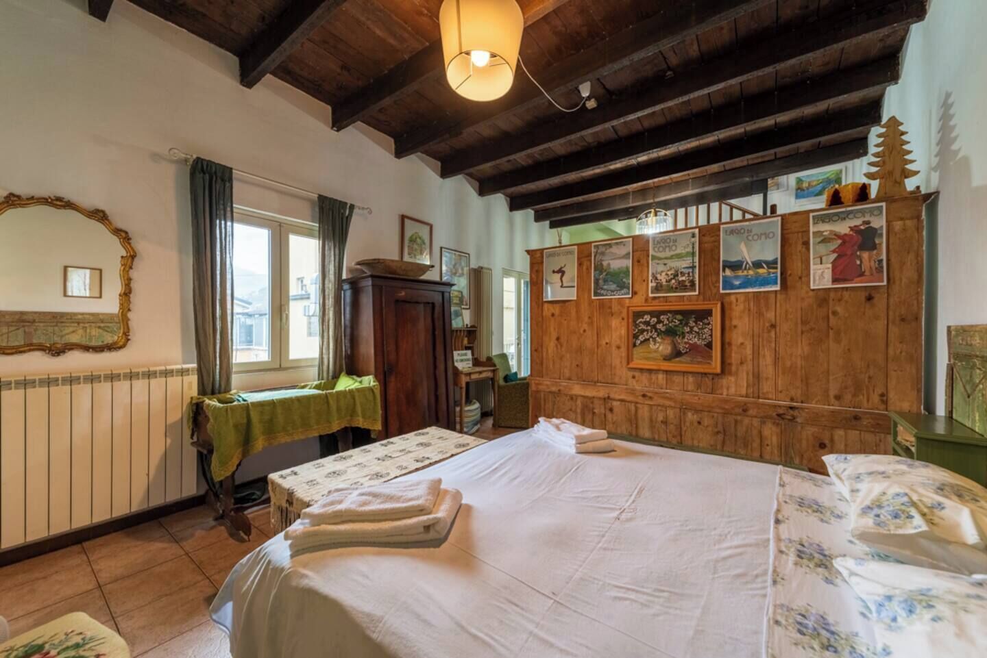 Bügeleisen/Bügelbrett, kostenloses WLAN, Bettwäsche