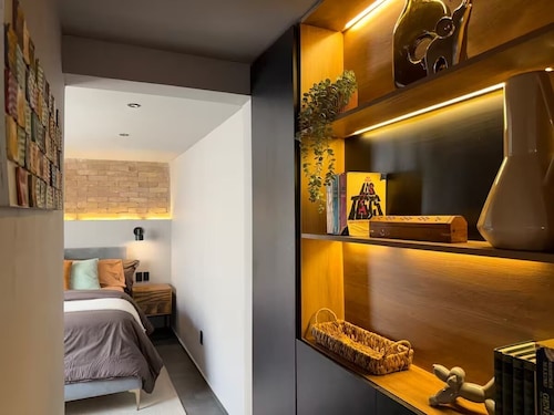 El 20 - Urban apartment with vibe + ideal location