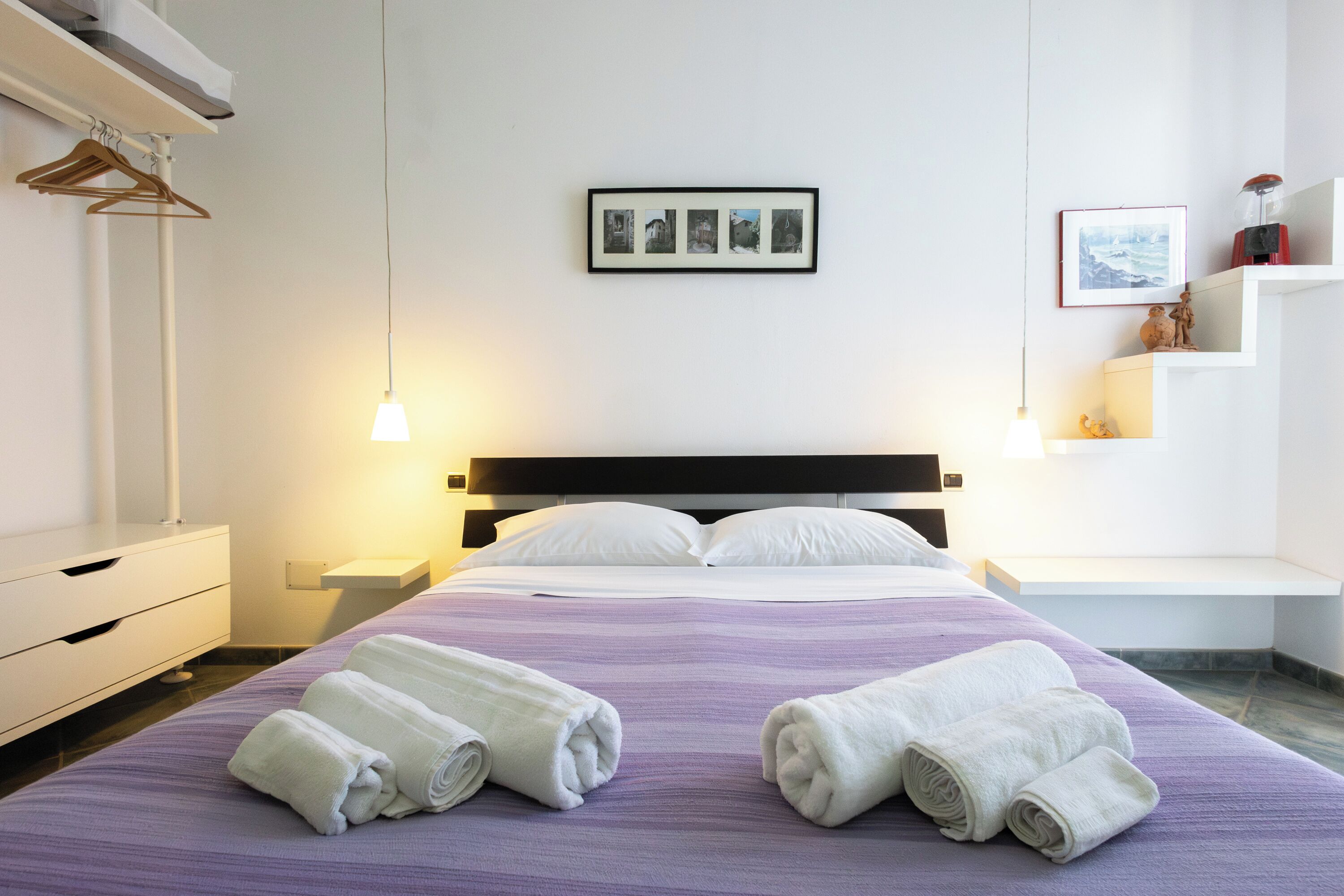 Wi-Fi de cortesia, roupa de cama