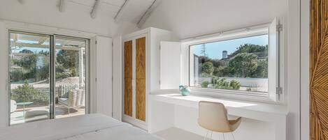 4 chambres, fer et planche à repasser, Wi-Fi, draps fournis