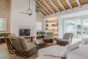 TV, fireplace, table tennis