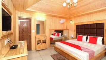 Laptop workspace, free WiFi