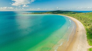 Beach nearby - Horseshoe Bay Breeze (South West Rocks)