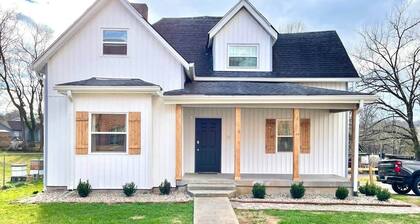 Sage Green Getaway - 2 Bed 1 Bath South Knoxville