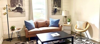 Sage Green Getaway - 2 Bed 1 Bath South Knoxville